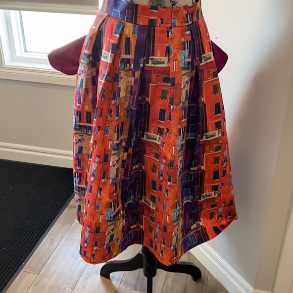 Like New Tristan Apartment skirt with pockets ! - Picture 4 of 5